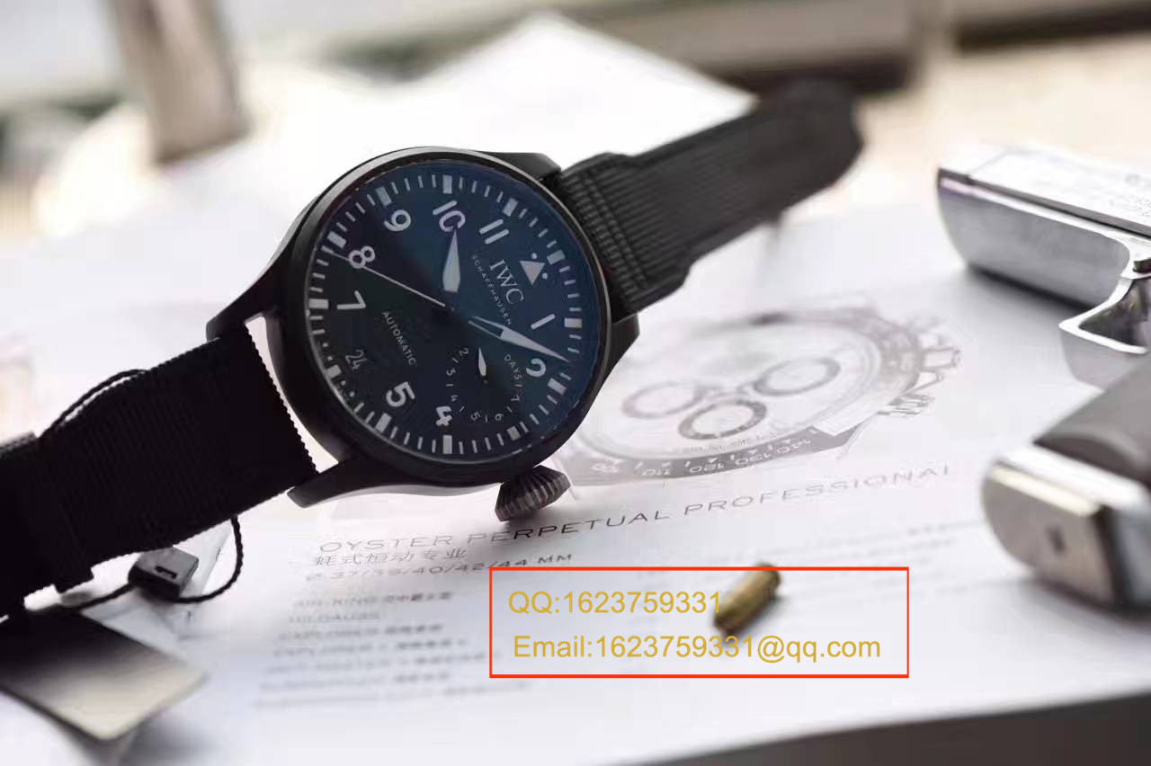   ZF厂高万国大型飞行员系列IW502001腕表 / WG293
