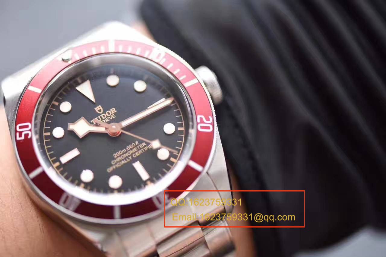   视频测评  帝舵HERITAGE BLACK BAY系列79220R小红花 / DT009