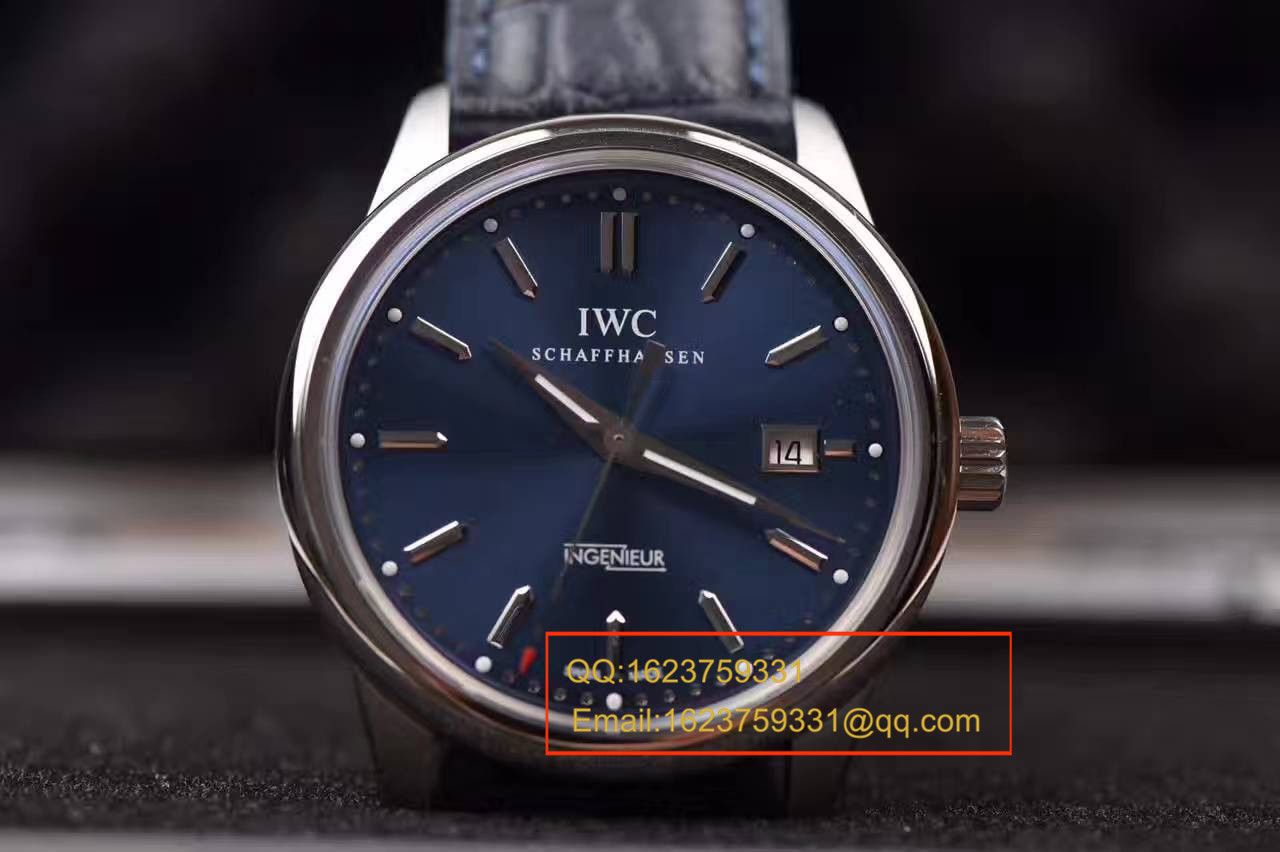   N厂万国工程师劳伦斯特别版IW323310腕表 / WG114