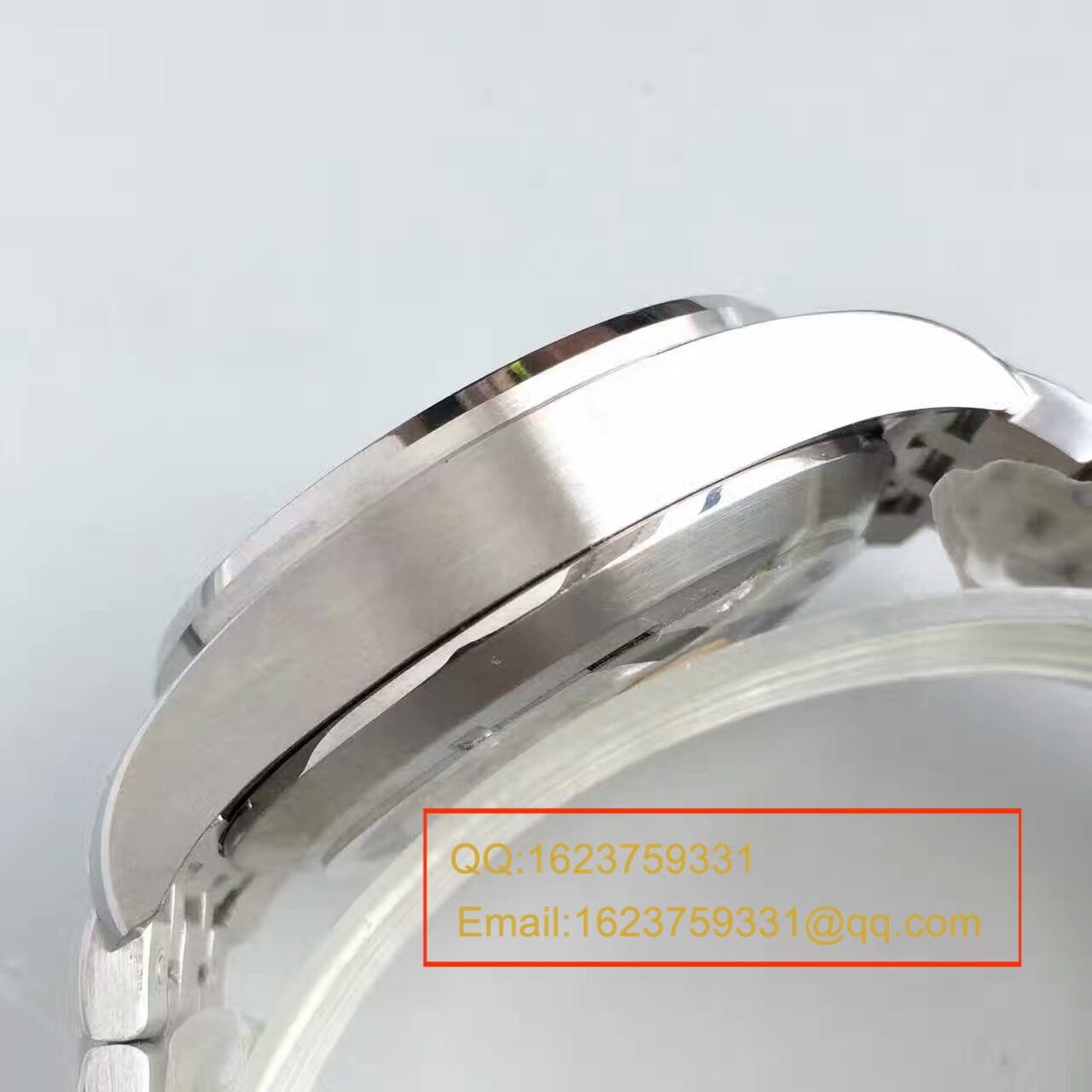   ZF厂万国飞行员CHRONOGRAPH计时腕表系列 IW377704腕表 / WG215