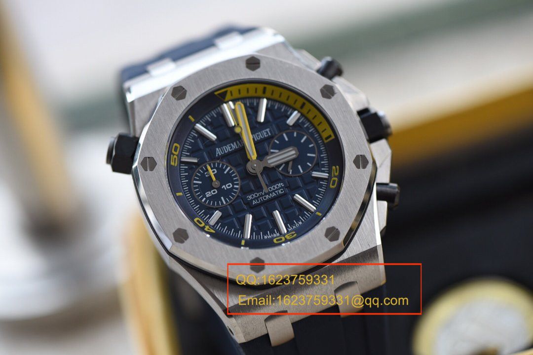   JF厂爱彼皇家橡树离岸型系列26703ST.OO.A027CA.01《爱彼蓝莓》腕表 / APCB029