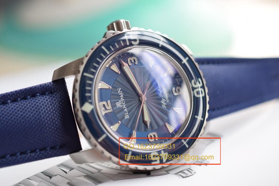 N厂出品   宝珀blancpain 五十噚超薄机芯系列 5015D-1140-52B 自动机械男表 / BP006   N厂出品   宝珀blancpain 五十噚超薄机芯系列 5015D-1140-52B 自动机械男表 / BP006