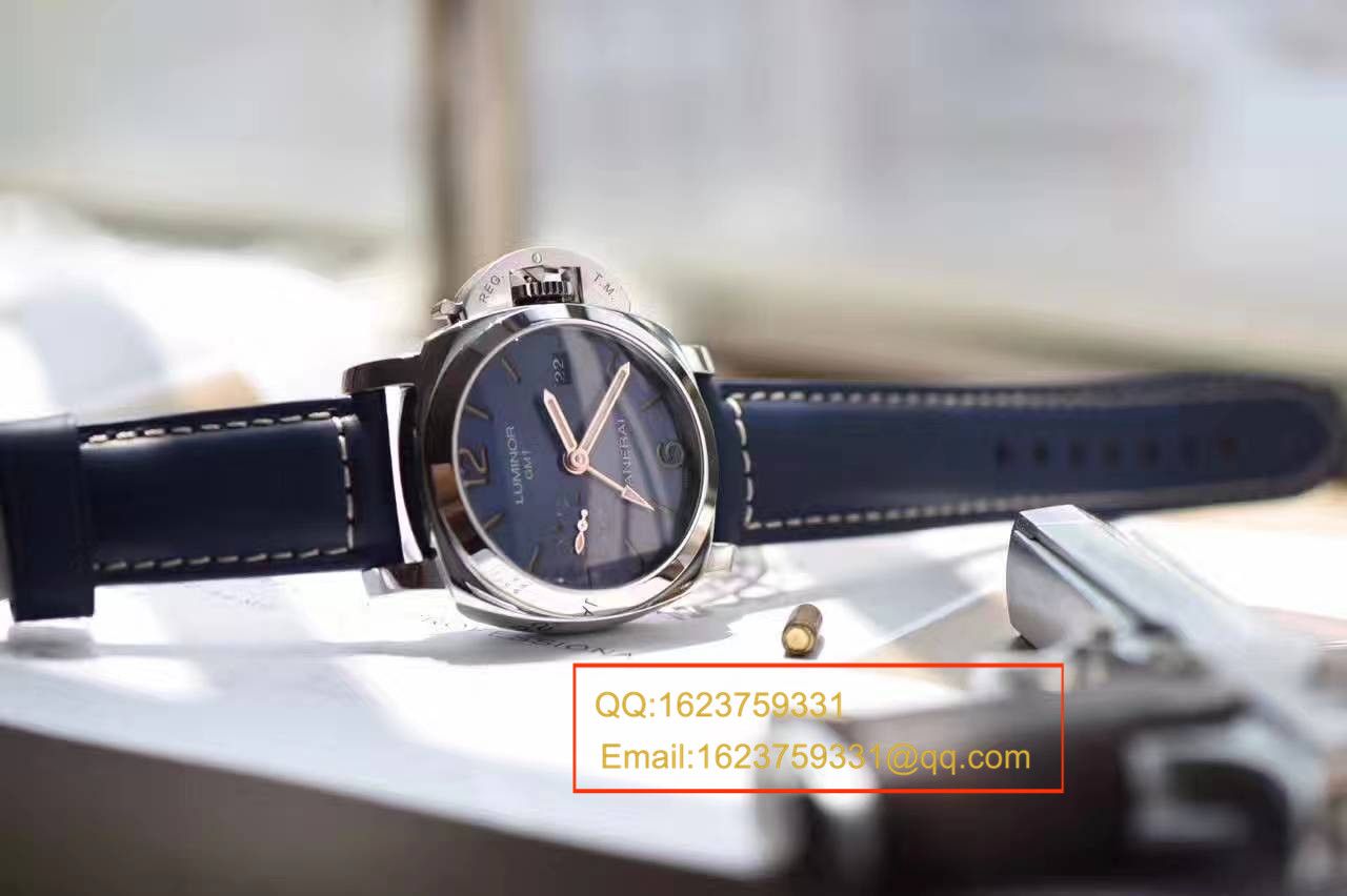   VS  沛纳海LUMINOR 1950系列PAM00688腕表 / VSBDPAM00688
