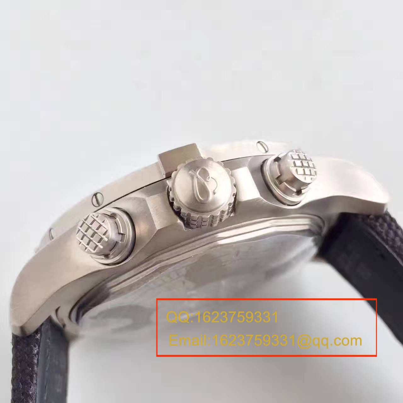 GF百年灵复仇者系列E1338310/M534/253S/E20DSA.2腕表 / BLBA073