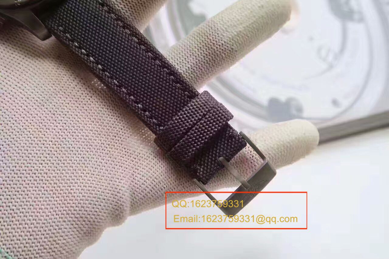GF百年灵复仇者系列E1338310/M534/253S/E20DSA.2腕表 / BLBA073.1