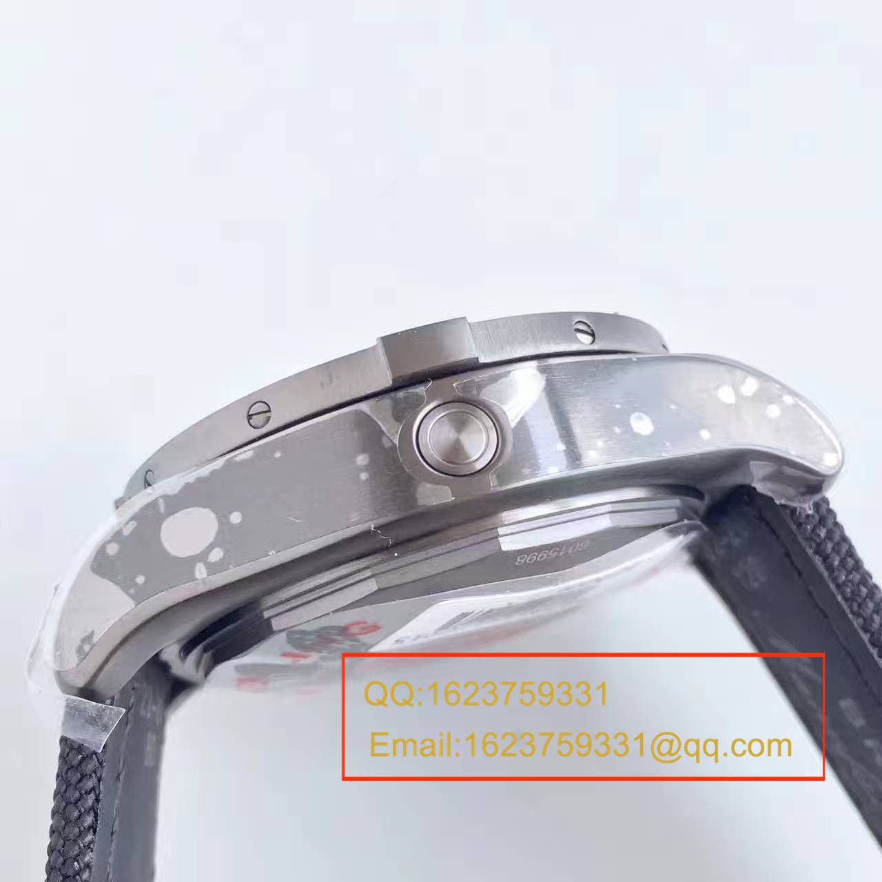   GF厂游泳神器  百年灵复仇者二代深潜海狼系列黄鸟 M17331E2|I530|109W|M20BASA.1腕表 / BL074