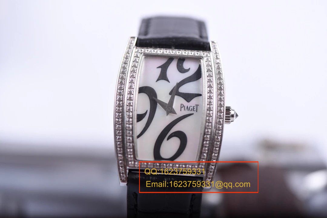   实拍图鉴赏  特价绝美精致伯爵LIMELIGHT系列G0A36191腕表酒桶女装手表 / 伯爵BOJ017