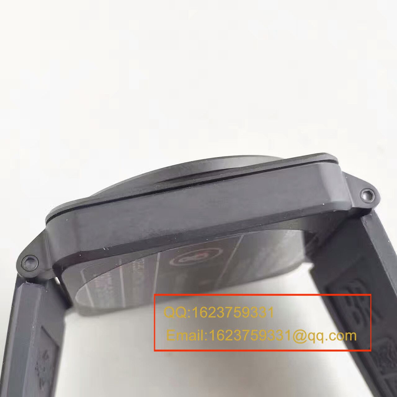   BR  柏莱仕法国国家宪兵特勤队设计制造GIGN 专属特别版腕表 BR03-92 / BL012