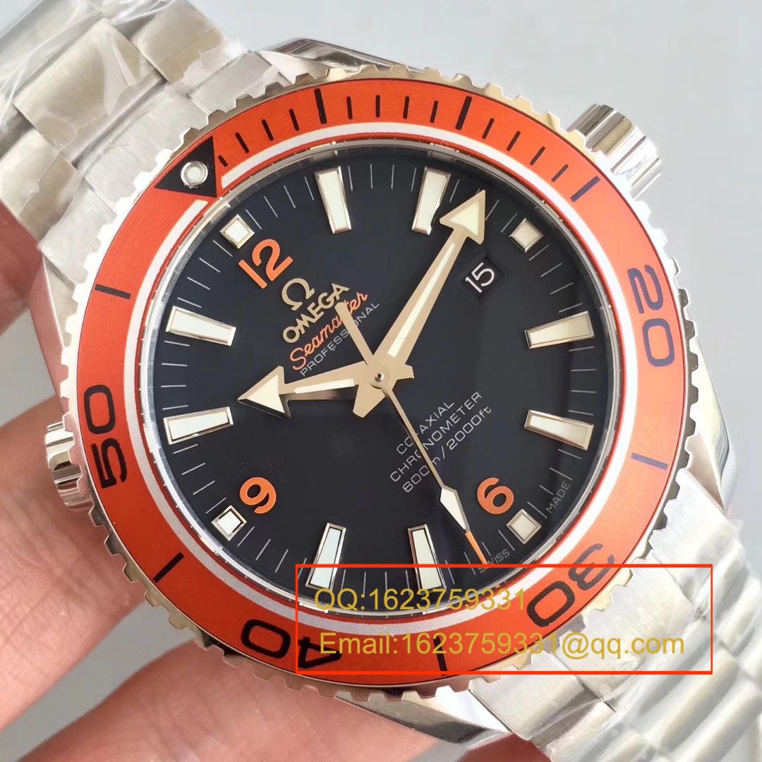   OM  欧米茄海马海洋宇宙600米腕系列 232.30.46.21.01.002腕表 / MBB123