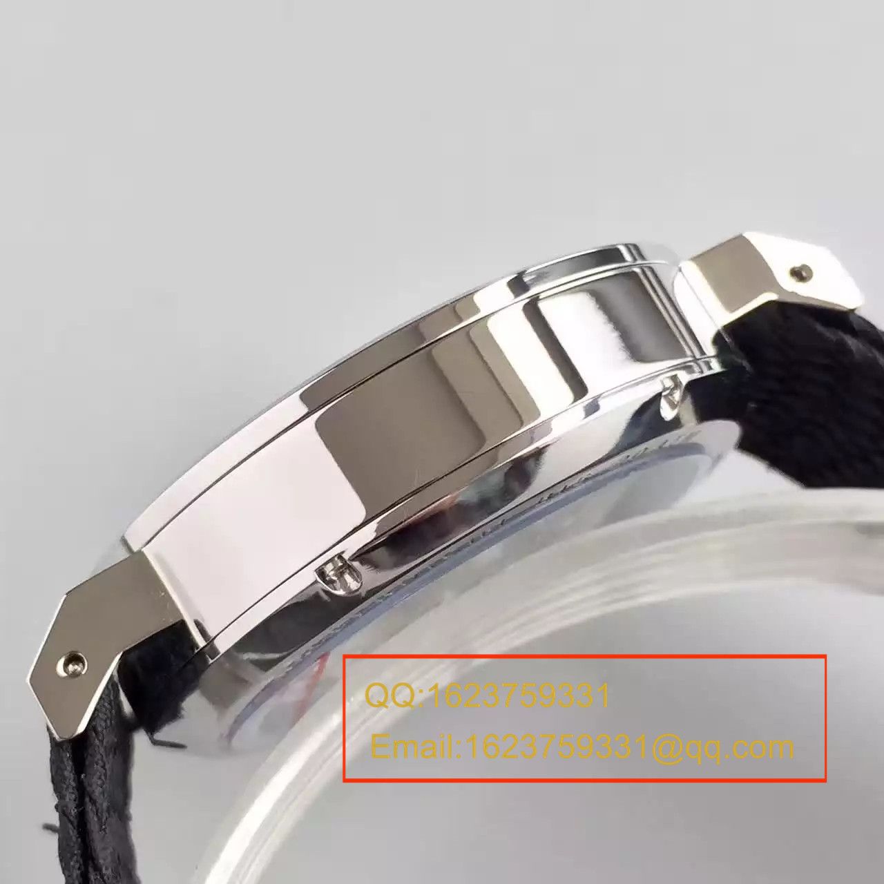   OS厂NOMOS（诺莫斯）Ahoi系列 550/551/552/553首款潜水表搭配尼龙带腕表 / NO001
