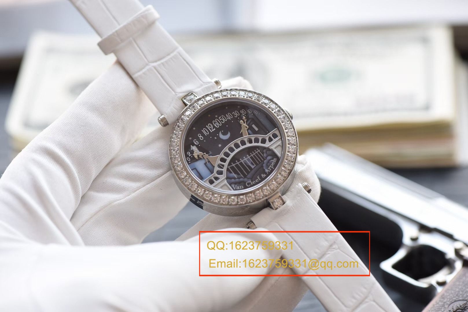 Van Cleef & Arpels梵克雅宝诗情人桥意复杂功能腕表系列VCARN9VI00腕表 / 梵克雅宝 VCA01