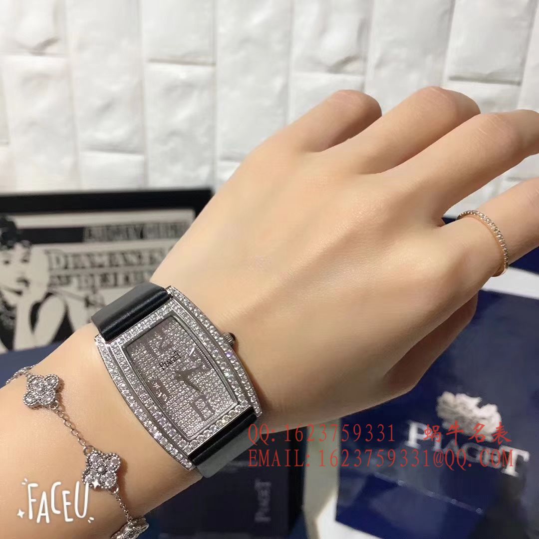   台湾厂伯爵LIMELIGHT酒桶形系列 G0A39093女士腕表 / PT022