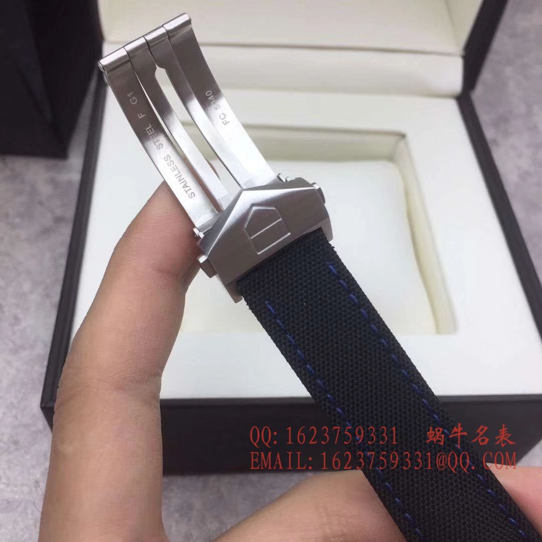   原单正品  泰格豪雅竞潜系列WAY2013.BA0927 、 WAY2010.BA0927《黑面》、WAY2012.BA0927《蓝面》腕表 / TG054