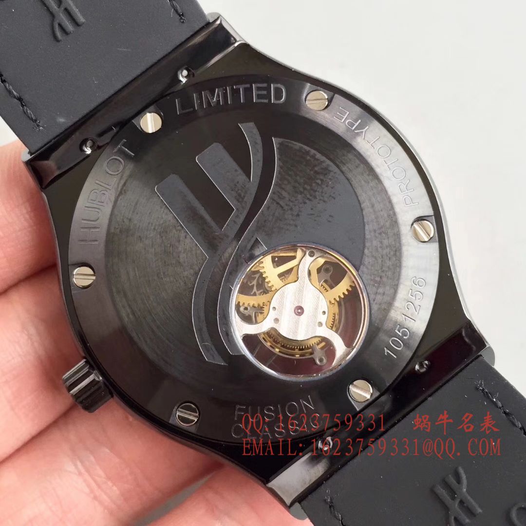   TF  宇舶经典融合系列 505.CS.1270.VR陀飞轮腕表 / YB052