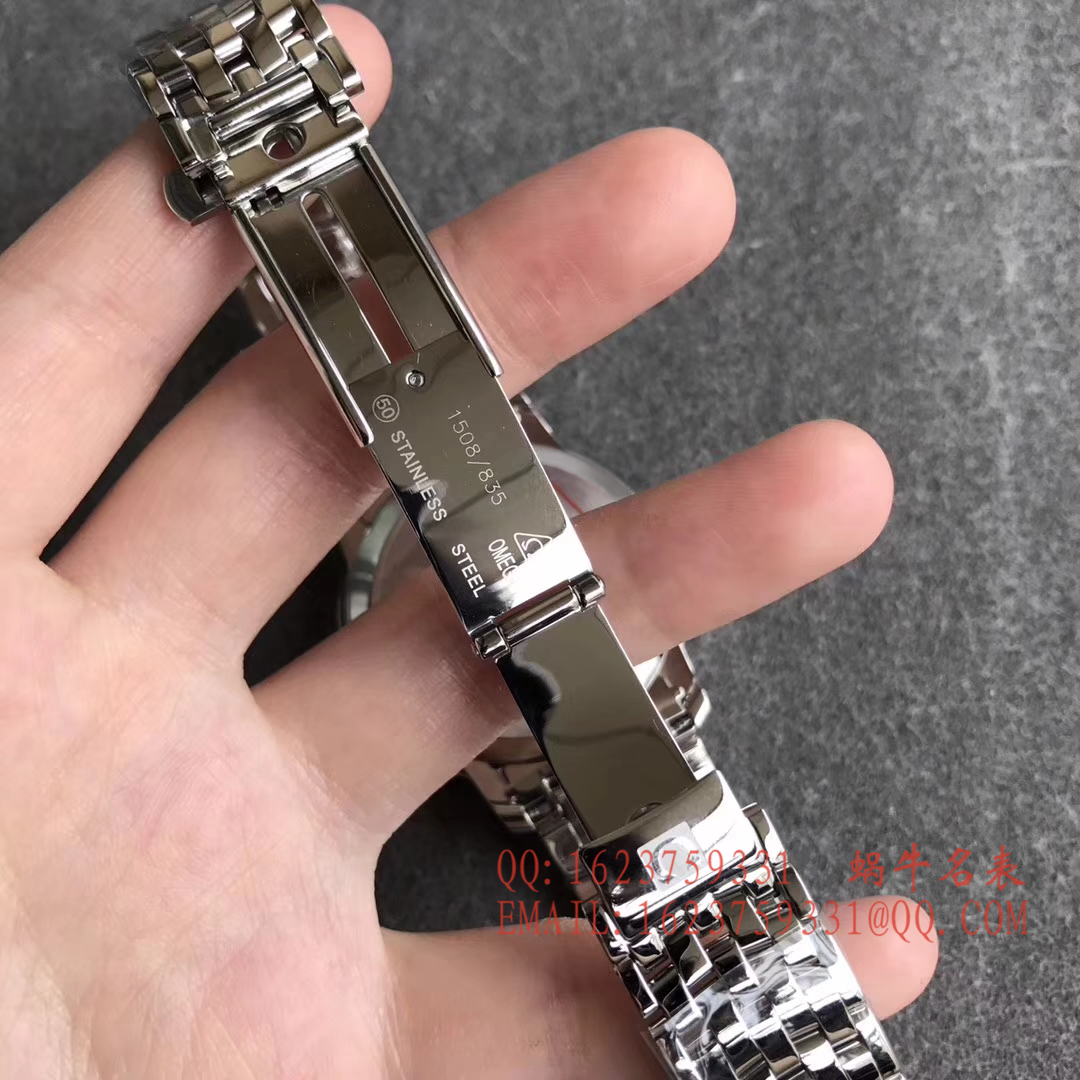   GP  欧米茄碟飞系列424.10.40.20.02.002、424.10.40.20.03.002、424.10.40.20.06.001、424.23.40.20.13.001腕表 / M260