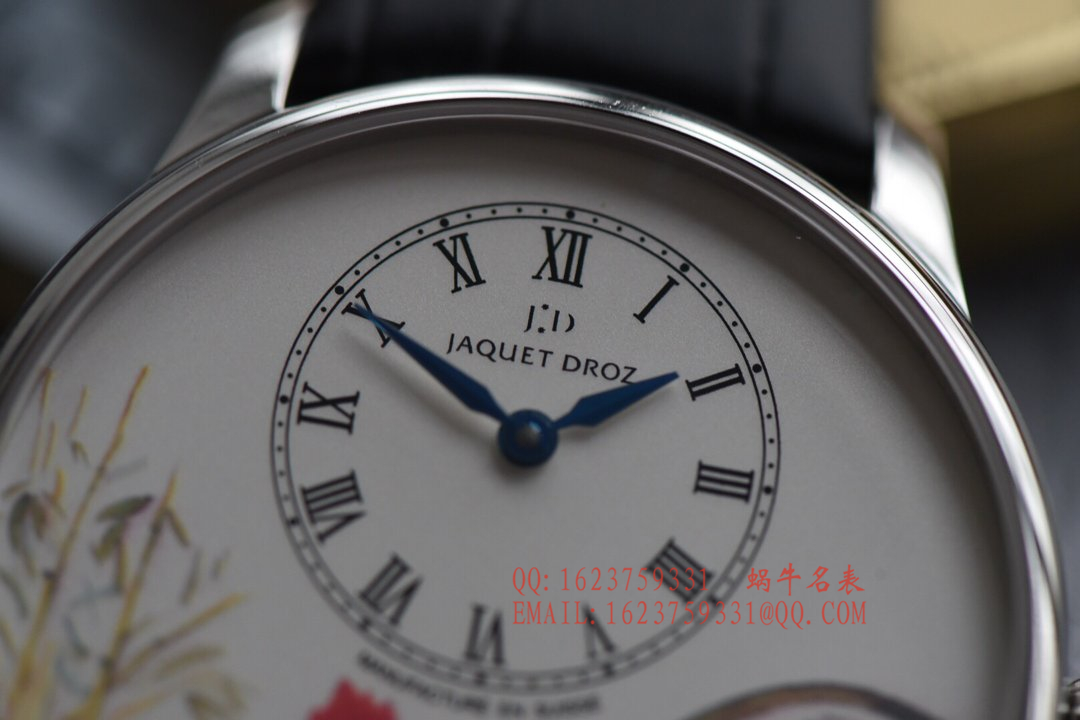     雅克德罗时分小针盘系列J005013216腕表 / YD006