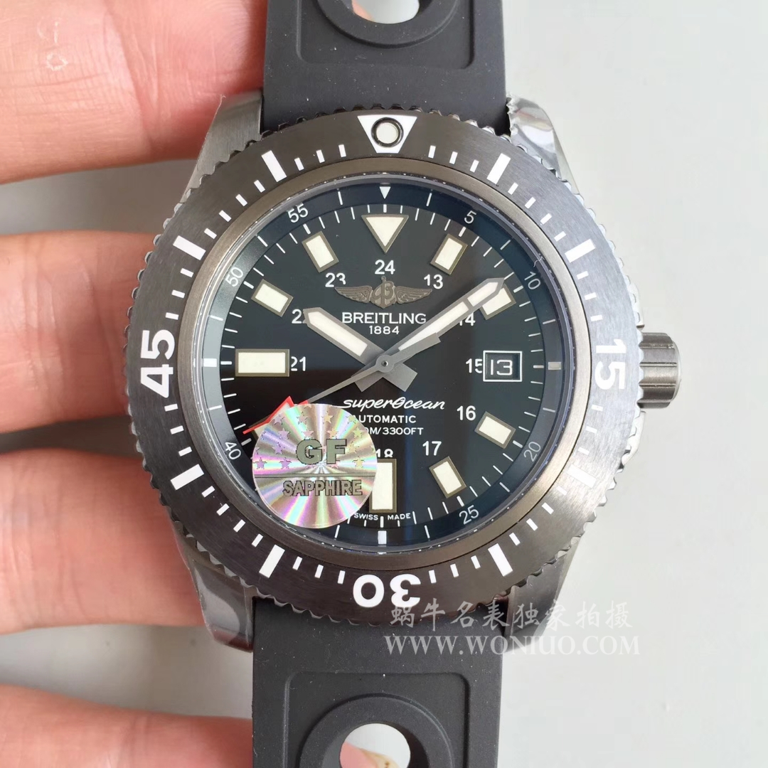 GF百年灵超级海洋系列M1739313|BE92|227S|M20SS.1 超级海洋44特别版腕表 / BL082