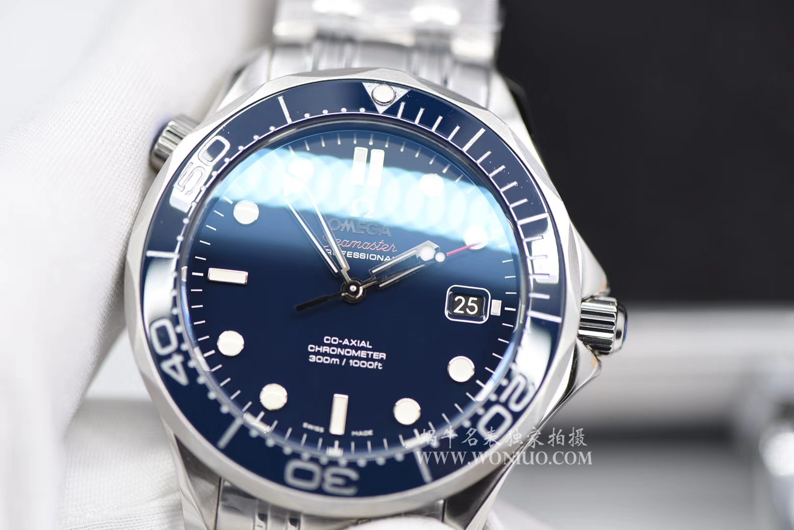   MK厂欧米茄海马系列海洋宇宙300米212.30.41.20.03.001腕表 / M282