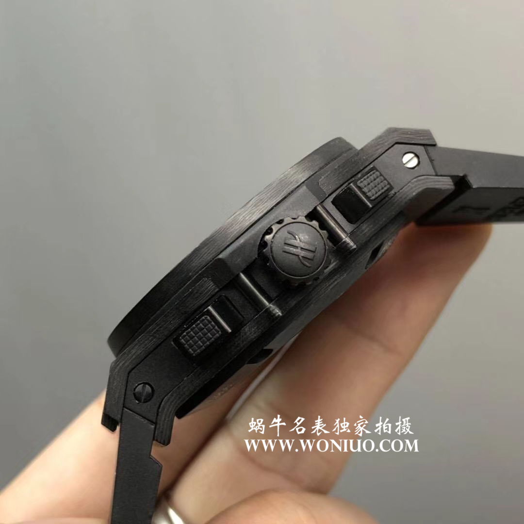   V6厂 宇舶HUBLOT 44MM系列301.QX.1724.RX腕表 / YBBH021