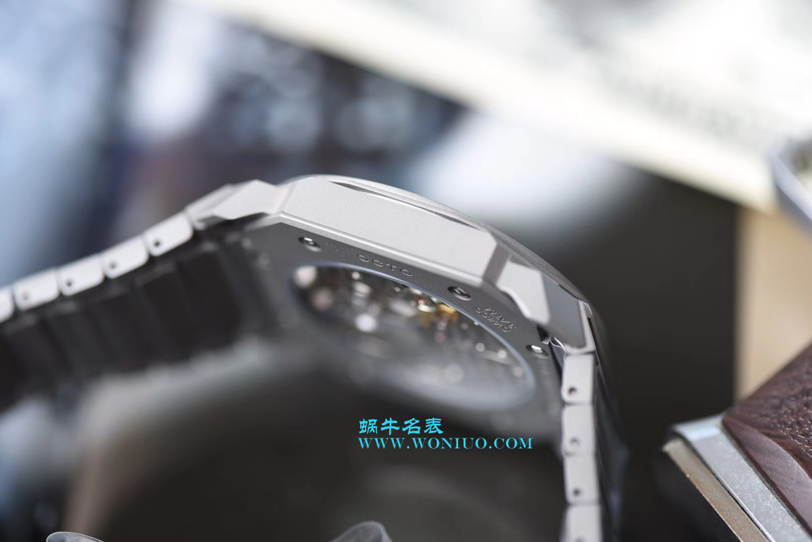   台湾厂宝格丽OCTO系列102713 BGO40C14TTXTAUTO腕表 / BZ016