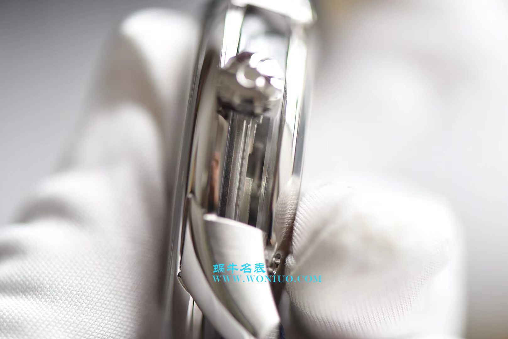   3S  欧米茄碟飞HOUR VISION腕表系列433.33.41.21.03.001腕表(明亮之蓝)  / M316
