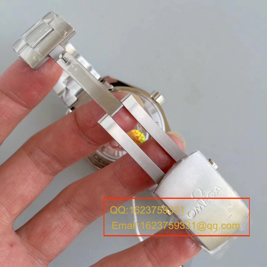   OM  欧米茄海马海洋宇宙600米腕表系列232.90.46.21.03.001腕表 / MBB089