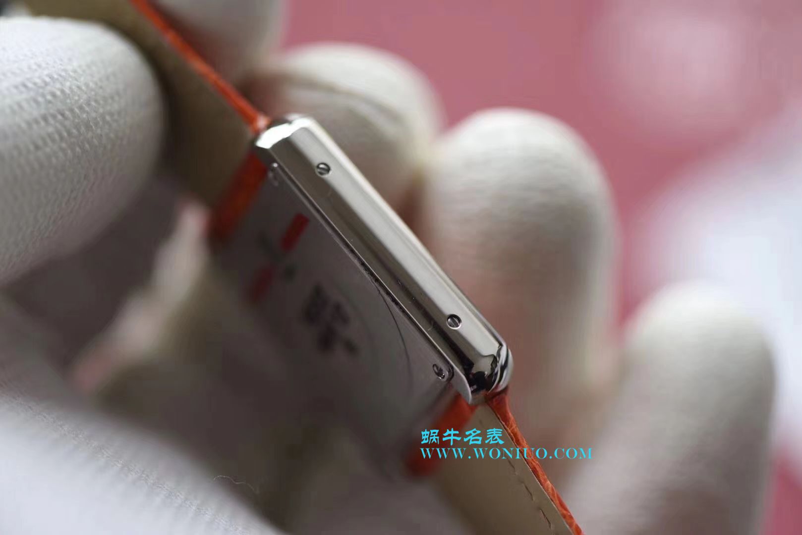 视频测评K11厂卡地亚坦克系列 W5200000 粉面女士石英腕表 / KAD008   视频测评K11厂卡地亚坦克系列 W5200000 粉面女士石英腕表 / KAD008