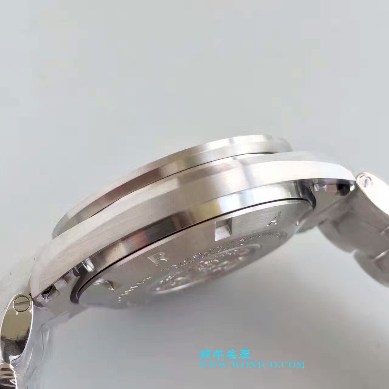   JH厂欧米茄登月超霸系列311.32.42.30.01.001腕表 / M296