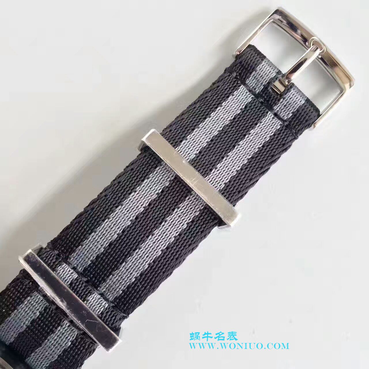   JH厂欧米茄登月超霸系列311.32.42.30.01.001腕表 / M296