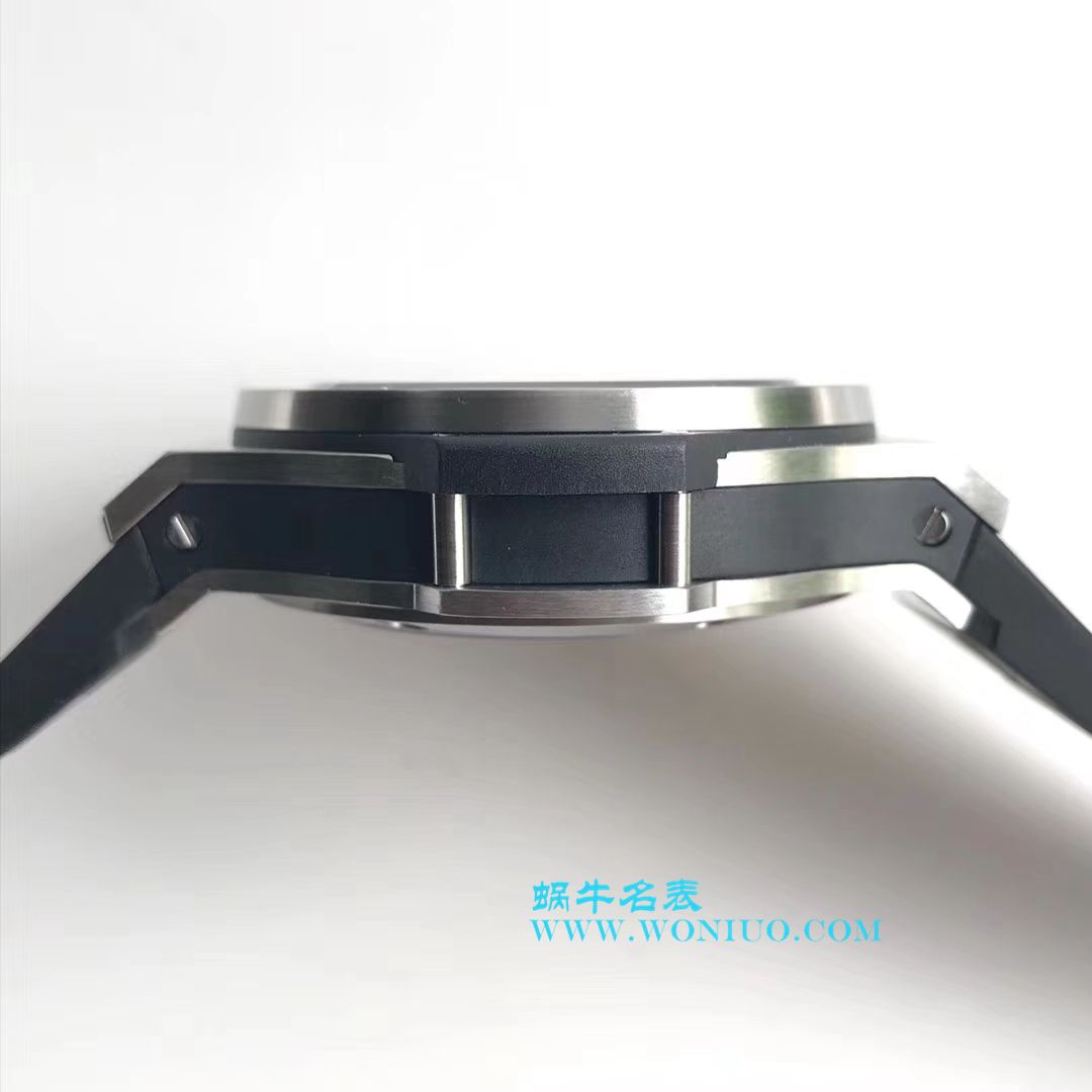   V6  宇舶系列301.SX.1170.RX腕表 / YUB011