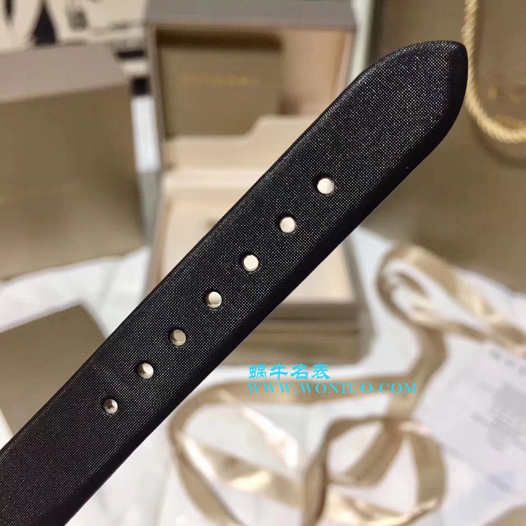   独家实拍那不勒斯皇后奢华版T钻机械女表  宝玑 / BZ044