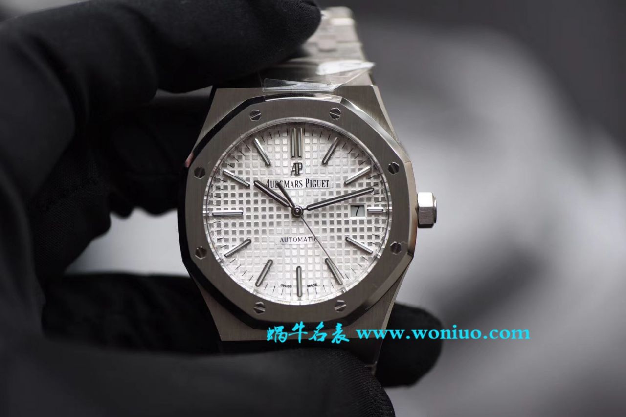   视频解说  JF厂高之爱彼皇家橡树系列15400ST.OO.1220ST.02男表 / APBF022B