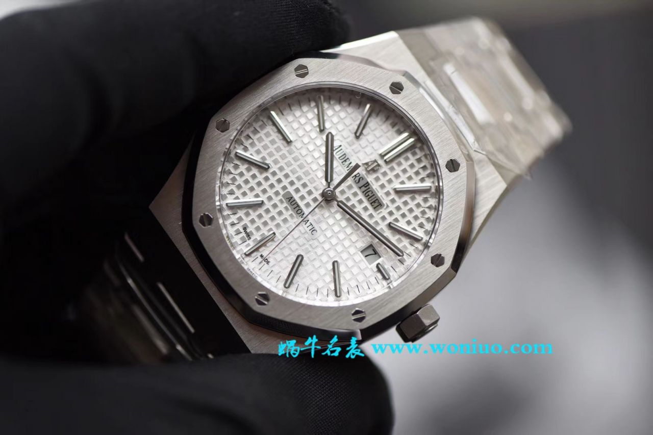   视频解说  JF厂高之爱彼皇家橡树系列15400ST.OO.1220ST.02男表 / APBF022B