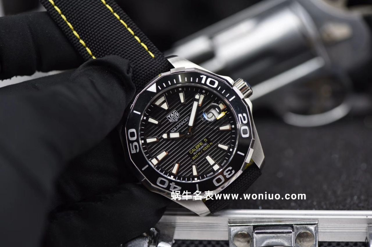 V6厂版本新品～豪雅竟潜43mm黑壳 同步专柜最新款  / TG059