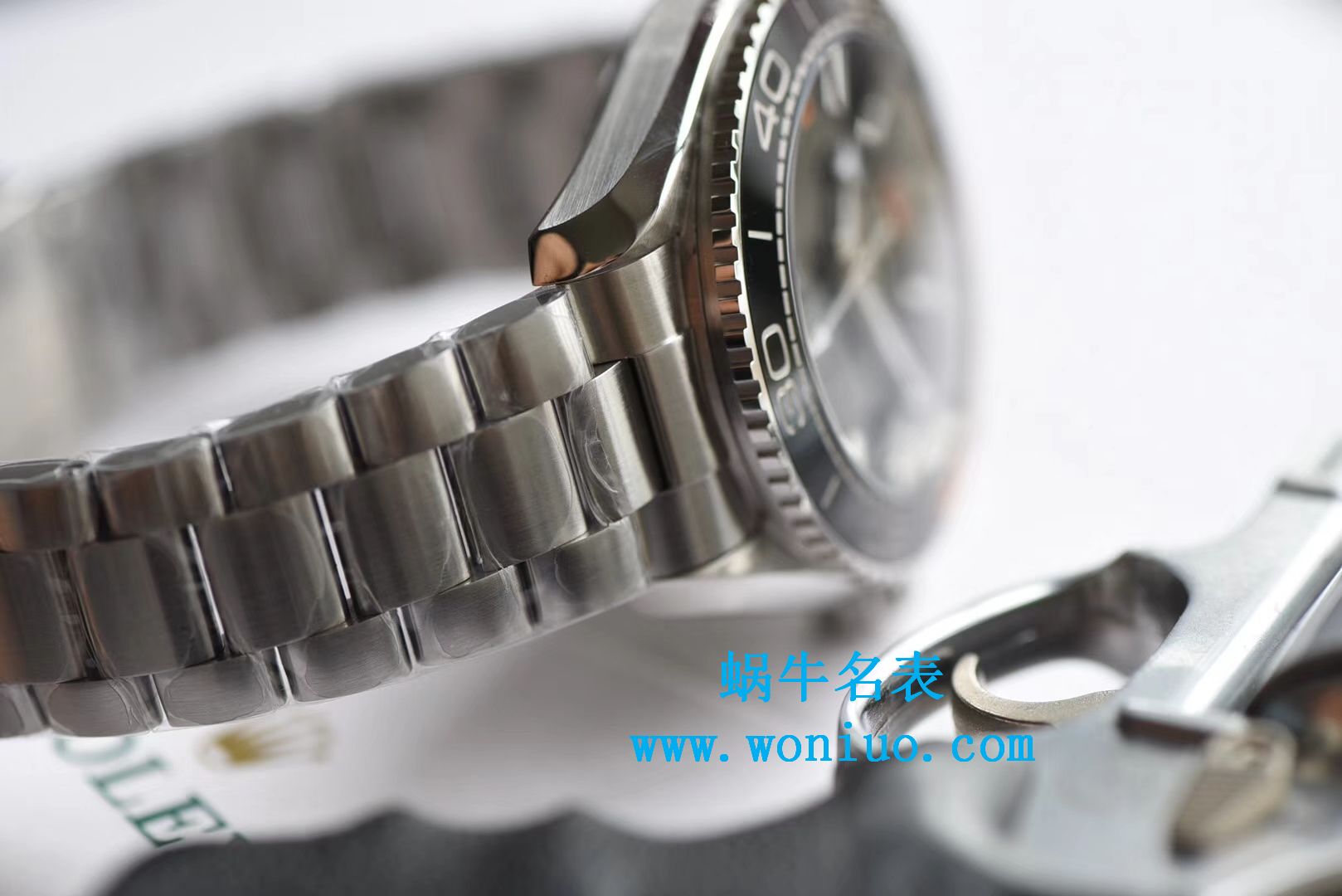   全网首发‼️3S超级海洋宇宙黑橙圈  欧米茄Seamaster海洋宇宙600米215.30.44.21.01.002腕表 / M322
