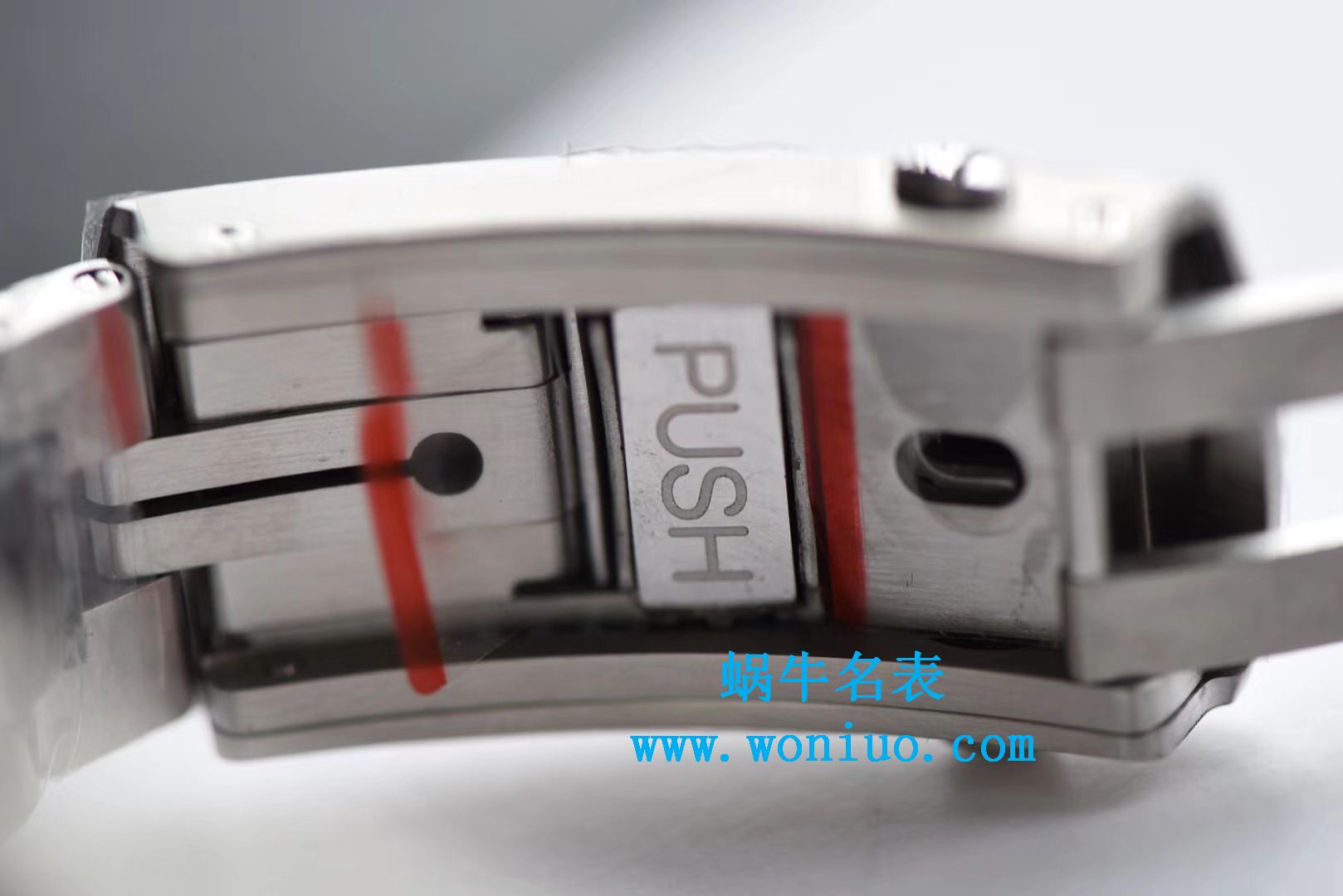   全网首发‼️3S超级海洋宇宙黑橙圈  欧米茄Seamaster海洋宇宙600米215.30.44.21.01.002腕表 / M322