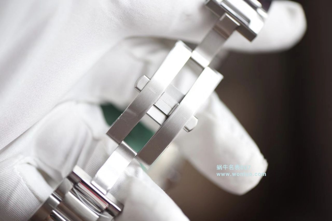   JF厂卡地亚卡历博/卡利博CALIBRE DE CARTIER 系列W7100057男表 / K073