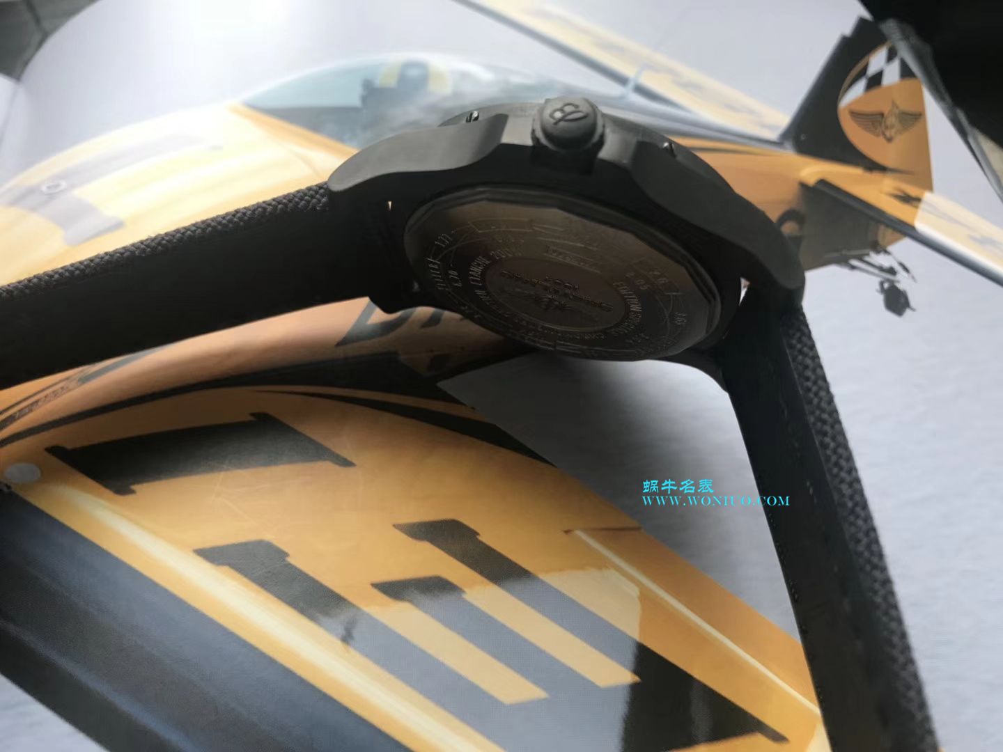 原单新款，百年灵复仇者黑鸟，44mm，原厂钛金属表壳 / BL087