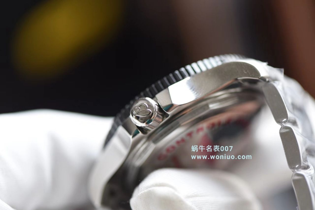 原单正品、专柜验货  百年灵超级海洋系列Y1739316|C959|162A腕表、Y1739310|BF45|227S|A20SS.1腕表、M17393AN|BE92|227S|M20SS.1腕表 / BL086   原单正品、专柜验货  百年灵超级海洋系列Y1739316|C959|162A腕表、Y1739310|BF45|227S|A20SS.1腕表、M17393AN|BE92|227S|M20SS.1腕表 / BL086