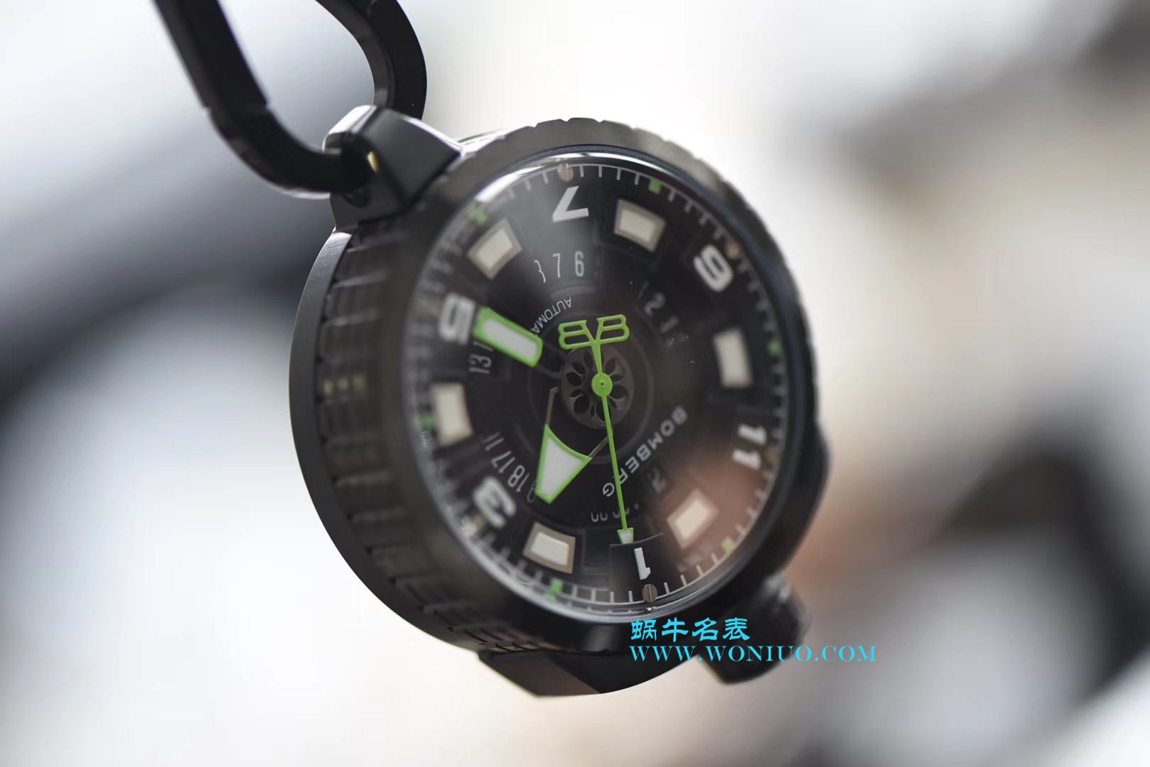 BB FACTORY 巧思之作  一表两用 奇思妙构  BBF出品BOMBERG BOLD系列腕表劲酷登场， / BB002
