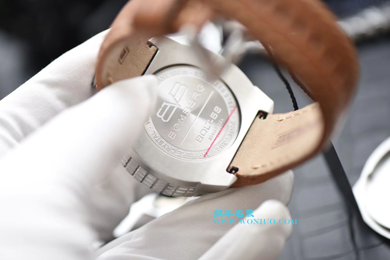 BB FACTORY 巧思之作  一表两用 奇思妙构  BBF出品BOMBERG BOLD系列腕表劲酷登场， / BB002