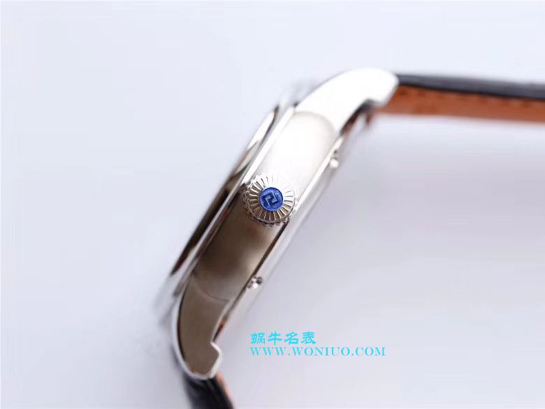 罗杰杜彼致敬系列真双陀飞轮 行业唯一一款搭载双飞轮的腕表 / LJ022