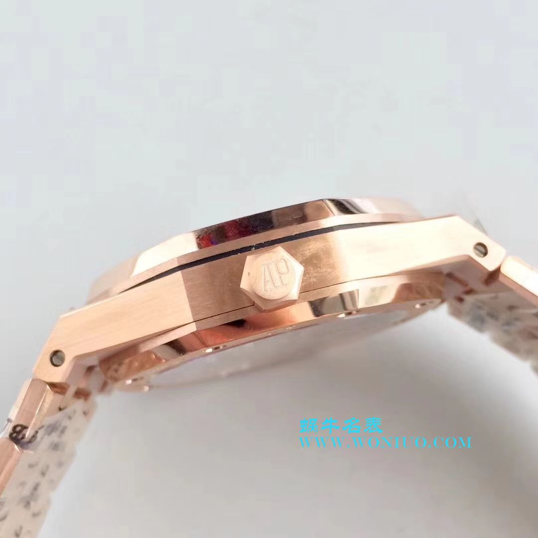   R8  爱彼皇家橡树系列26522ST.OO.1220ST.01腕表、26522OR.OO.1220OR.01、26510ST.OO.1220ST.01陀飞轮手表 / AP137