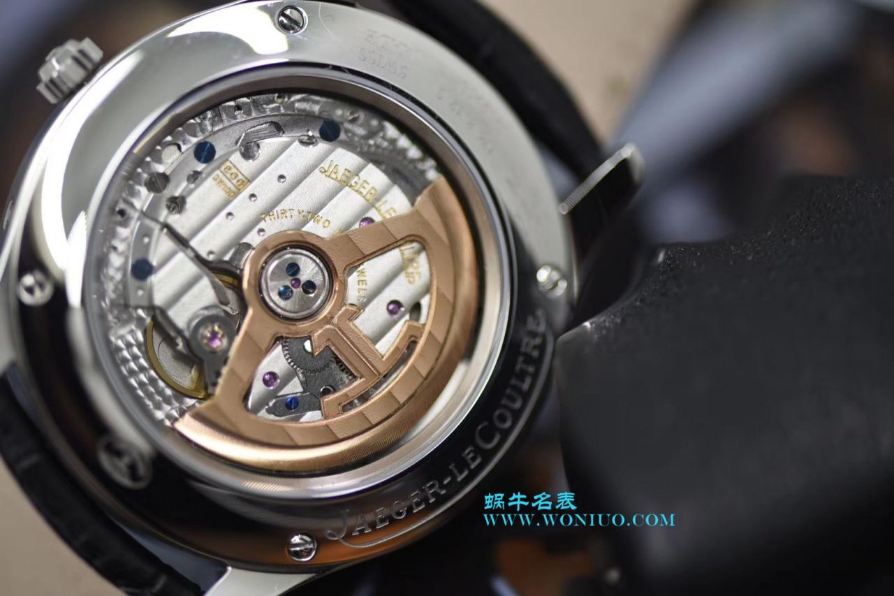   OM  积家大师系列Q1558420多功能月相腕表 / JJ112