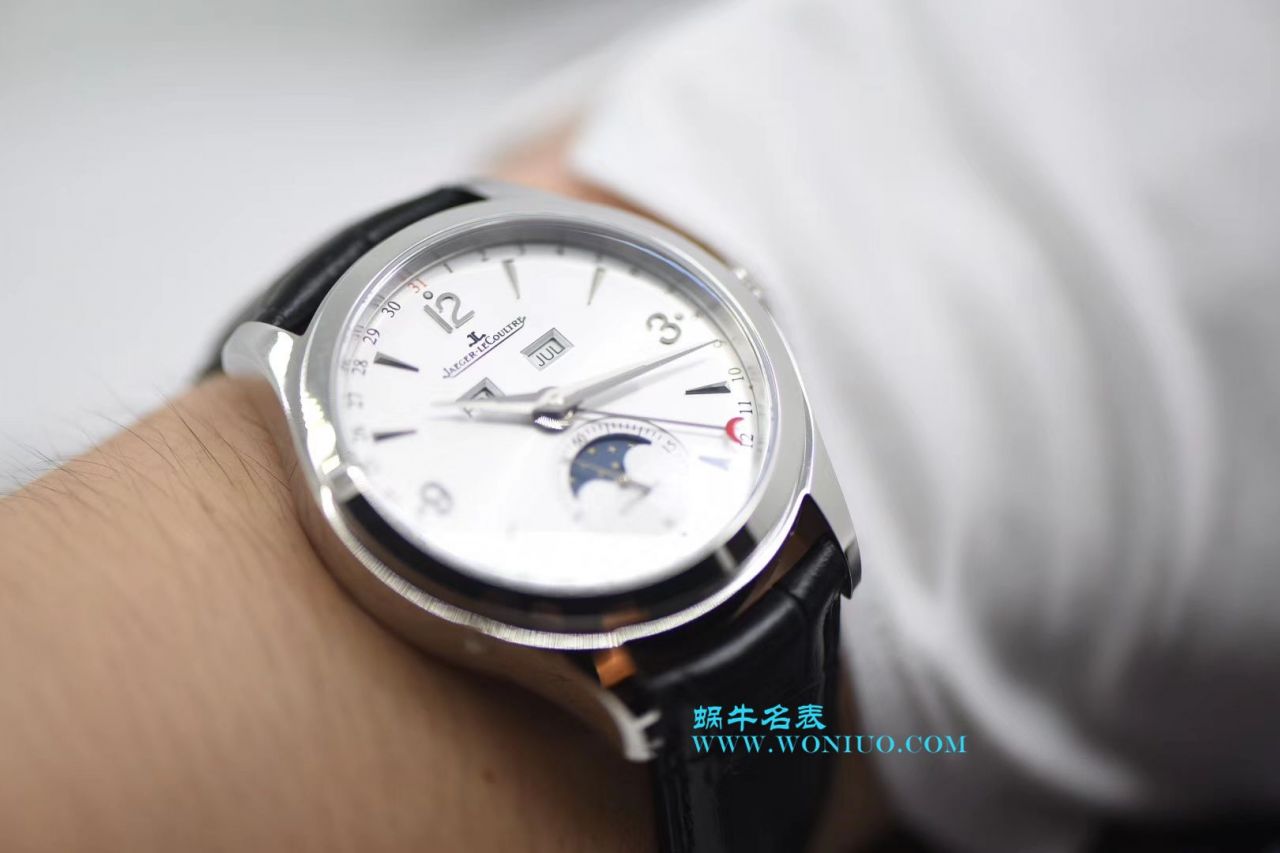   OM  积家大师系列Q1558420多功能月相腕表 / JJ112