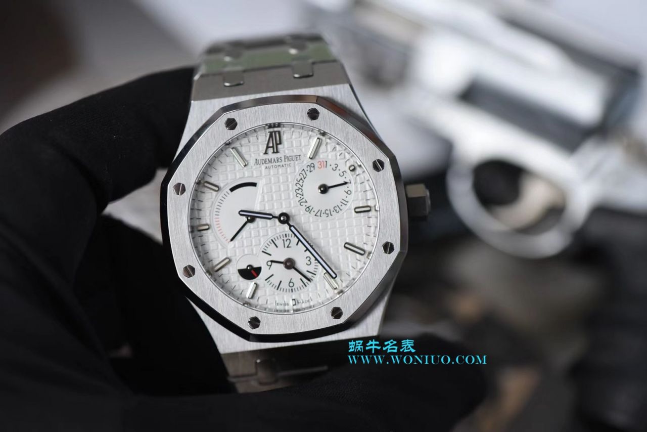   TWA  爱彼皇家橡树系列26120ST.OO.1220ST.02腕表蓝面、26120ST.OO.1220ST.01白、26120ST.OO.1220ST.03黑 / AP138