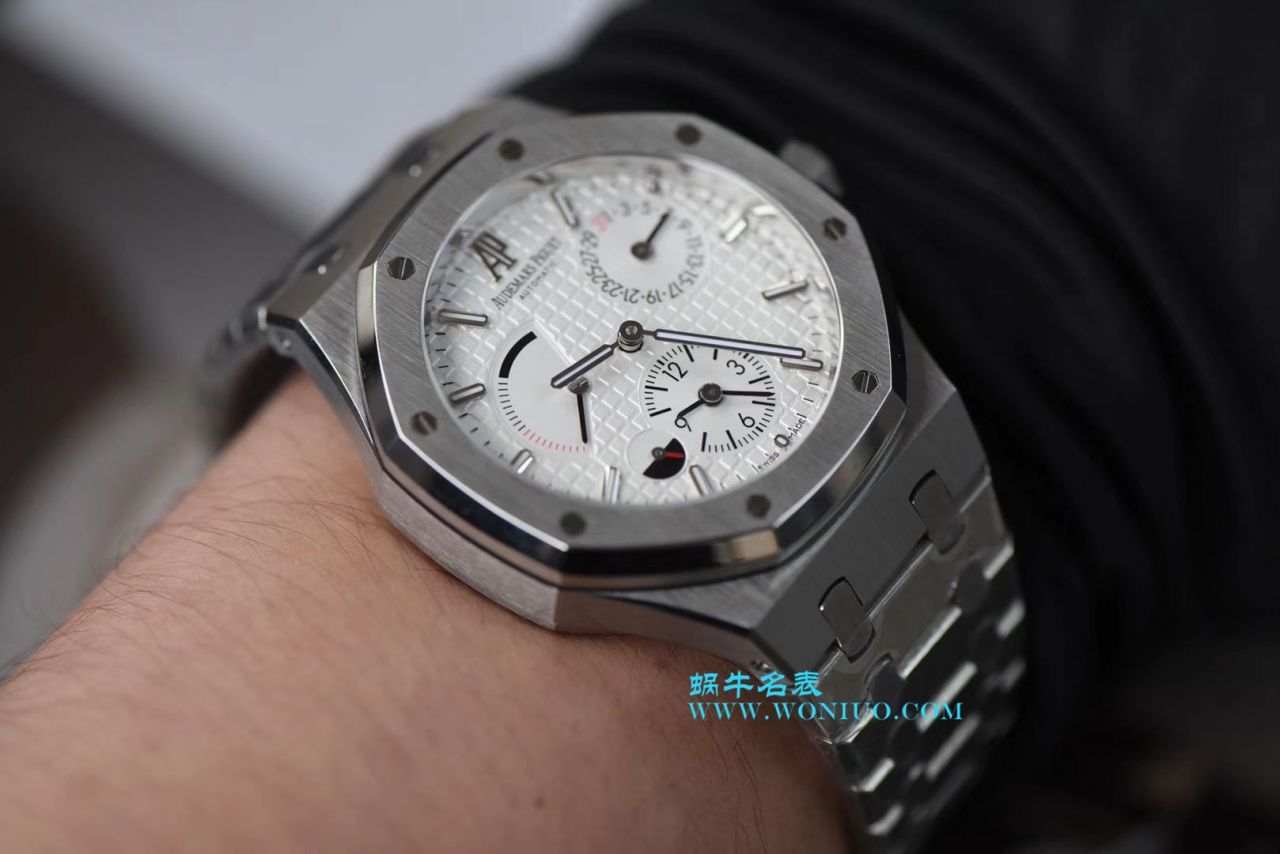   TWA  爱彼皇家橡树系列26120ST.OO.1220ST.02腕表蓝面、26120ST.OO.1220ST.01白、26120ST.OO.1220ST.03黑 / AP138