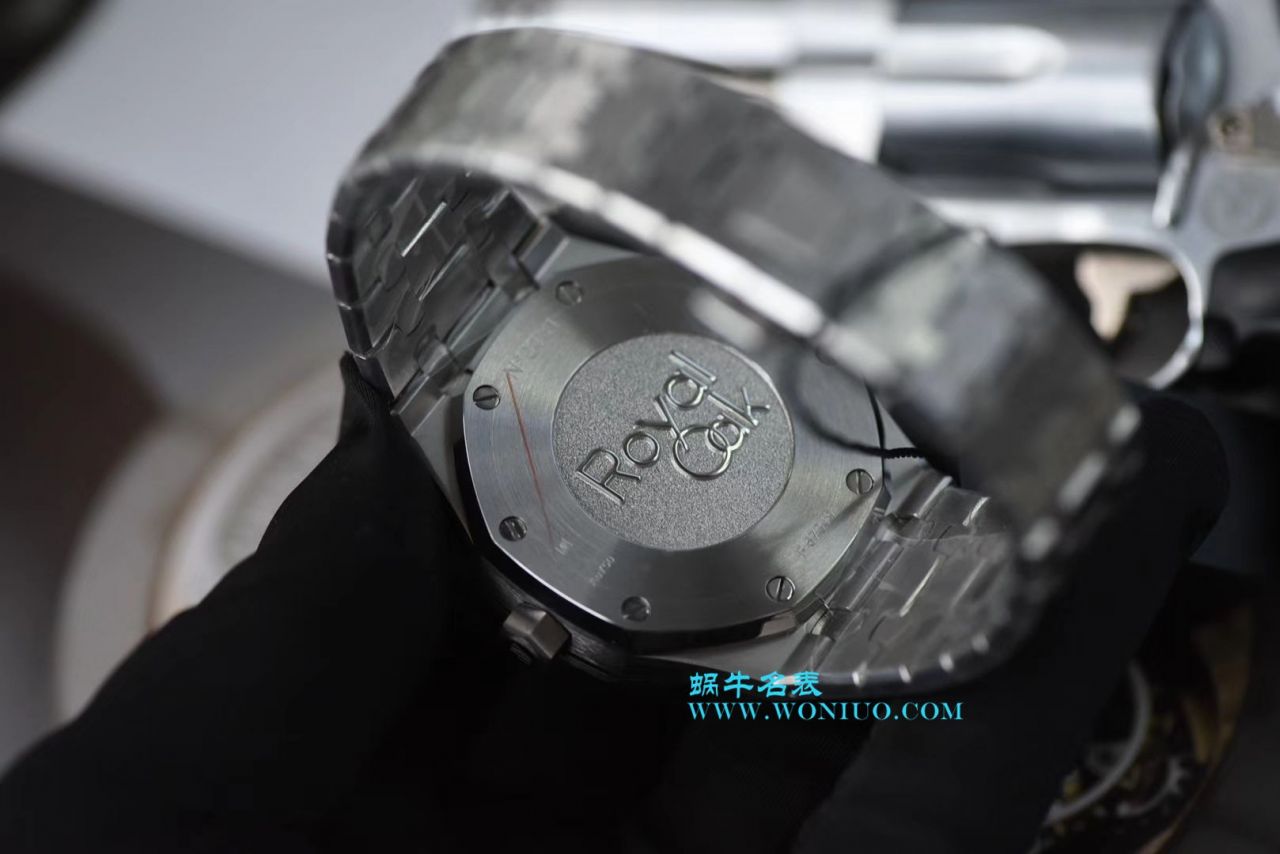   TWA  爱彼皇家橡树系列26120ST.OO.1220ST.02腕表蓝面、26120ST.OO.1220ST.01白、26120ST.OO.1220ST.03黑 / AP138