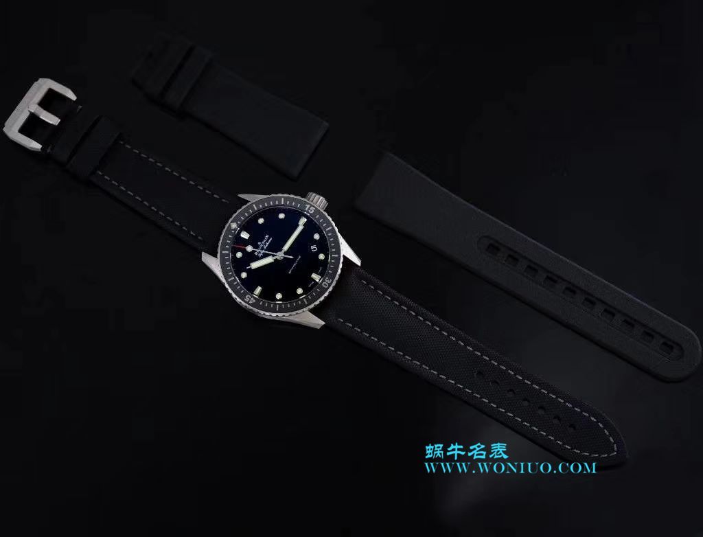 GF宝珀五十噚系列5000-1230-B52A腕表 / BP052
