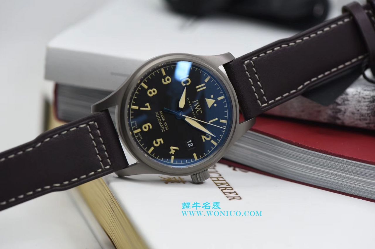   GS  万国表飞行员系列马克18钛金属IW327006腕表 / WG170